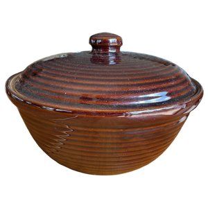 vintage western Monmouth stoneware covered casserole